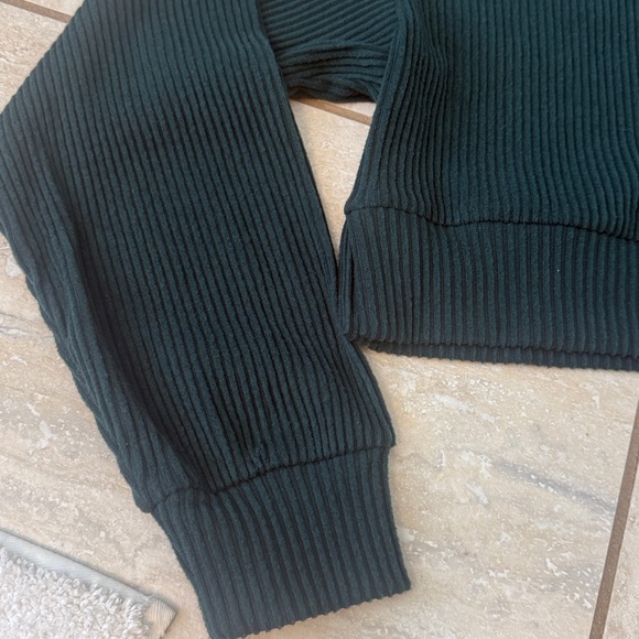 ALO Yoga Muse Ribbed Hoodie Small - Picture 12 of 16